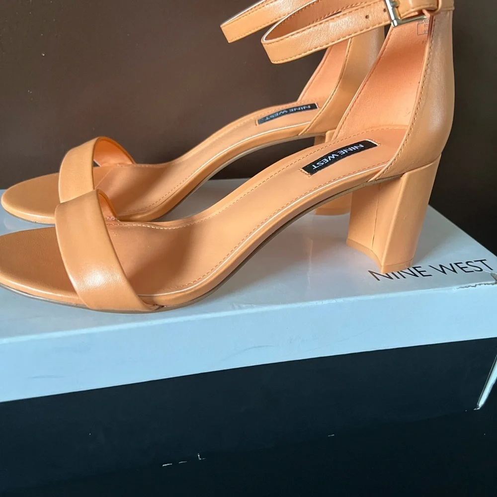 NINE WEST Women's Pruce Heeled Sandal Sz 9.5 M